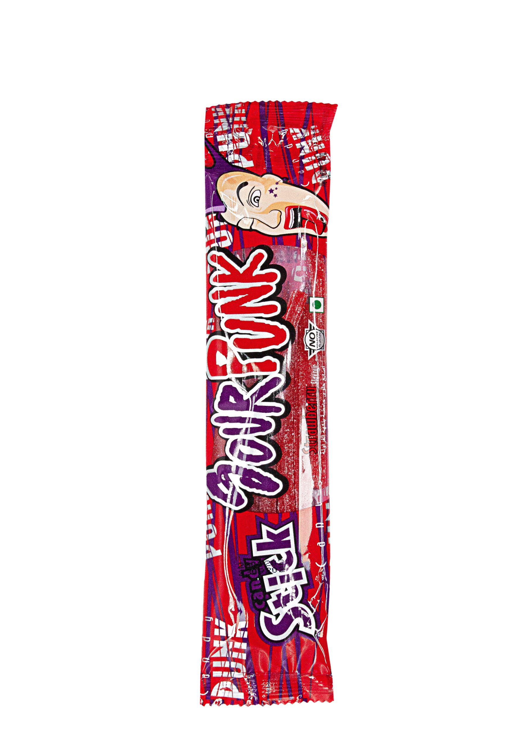 F001355 Sour Punk Strawberry Sticks 40g